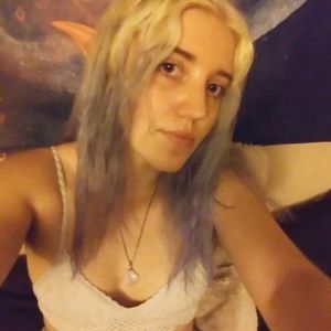 Meet your Posher, Lanie